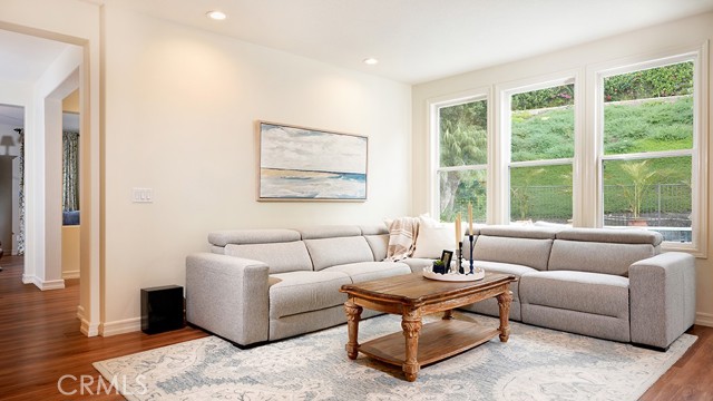 Detail Gallery Image 23 of 67 For 311 via Promesa, San Clemente,  CA 92673 - 4 Beds | 3 Baths