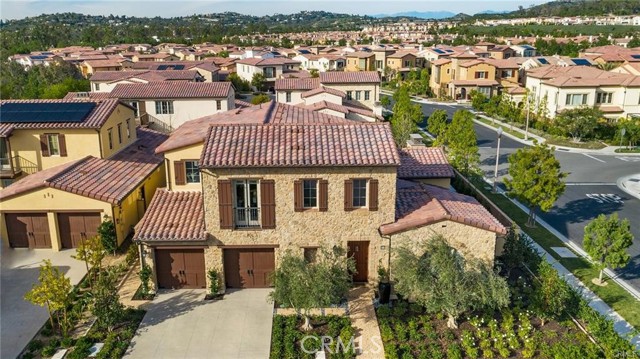 77 Sunset Cove, Irvine CA: https://media.crmls.org/medias/700e6e8d-2531-44db-9584-1371fd3b6aa9.jpg