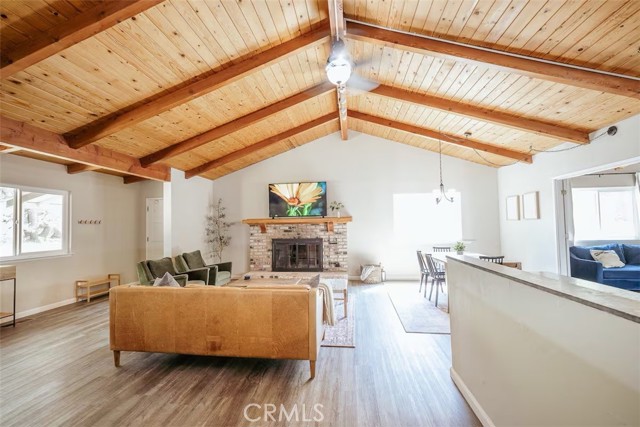 51259 Bon Veu Drive, Oakhurst CA: https://media.crmls.org/medias/700e9b37-be47-4fc0-916f-97443a1424c1.jpg