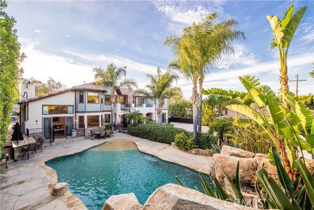 Detail Gallery Image 56 of 67 For 5230 Quakertown Ave, Woodland Hills,  CA 91364 - 5 Beds | 5 Baths