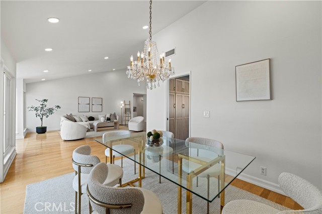 11730 Preston Trails Avenue, Porter Ranch CA: https://media.crmls.org/medias/700efc5d-3a9a-408b-a2de-d96486f0562a.jpg