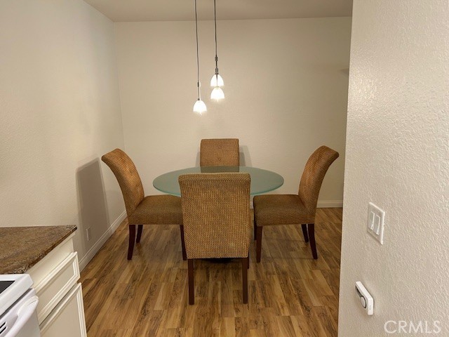 Detail Gallery Image 10 of 28 For 680 N Ashurst Ct, Palm Springs,  CA 92262 - 1 Beds | 1 Baths