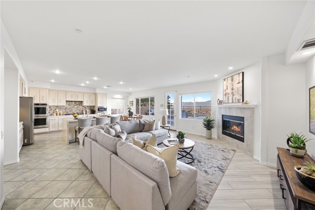 Detail Gallery Image 13 of 73 For 2563 Camino Del Plata, Corona,  CA 92882 - 4 Beds | 3 Baths