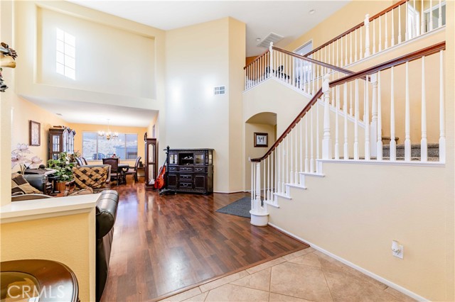 Detail Gallery Image 6 of 47 For 27958 Starfall Way, Murrieta,  CA 92563 - 5 Beds | 3 Baths