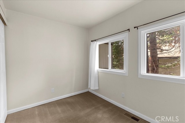 619 Rose, Twin Peaks CA: https://media.crmls.org/medias/7010cfc8-5f13-48b2-ae1d-d884d9908c96.jpg