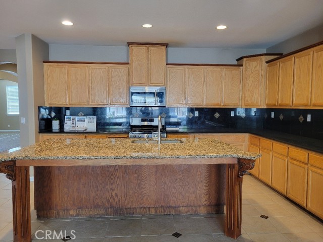 Detail Gallery Image 17 of 75 For 511 Milano Ct, Los Banos,  CA 93635 - 4 Beds | 2/1 Baths