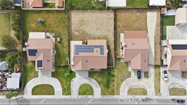 Image 8 of 12 For 11368 Cactus Ave