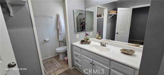 Detail Gallery Image 19 of 33 For 2051 Rancho Dr, Riverside,  CA 92507 - 4 Beds | 2/1 Baths