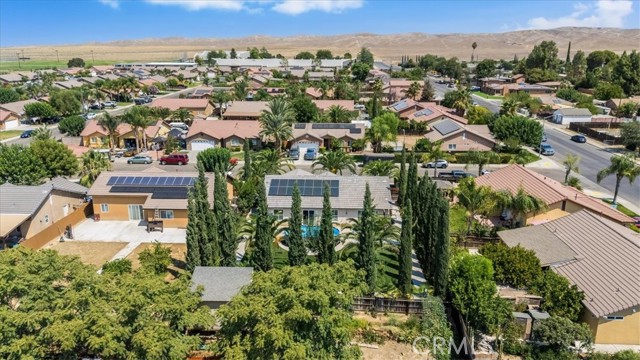 104 W Mariposa Street, Avenal CA: https://media.crmls.org/medias/70124203-ef51-4b78-b153-f651c923fa81.jpg