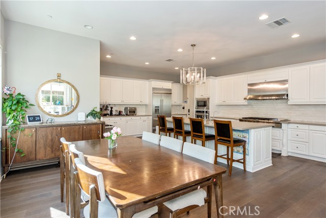 58 Dublin, Irvine CA: https://media.crmls.org/medias/701247f4-f9c5-4db2-8812-c9c4bb2a2c3a.jpg