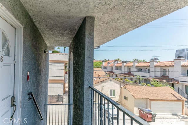 Detail Gallery Image 30 of 31 For 1148 San Rafael Ave #6,  Glendale,  CA 91202 - 1 Beds | 1 Baths