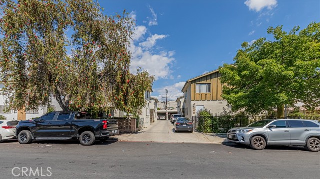 968 S New Hampshire Avenue #6, Los Angeles, CA, 90006 968 S New Hampshire Avenue #6, Los Angeles, CA, 90006