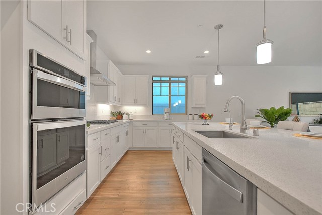 Detail Gallery Image 11 of 35 For 12914 Shorthorn, Corona,  CA 92880 - 4 Beds | 2/1 Baths