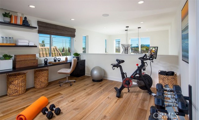 Detail Gallery Image 5 of 7 For 2905 Fisk Ln, Redondo Beach,  CA 90278 - 3 Beds | 2/1 Baths