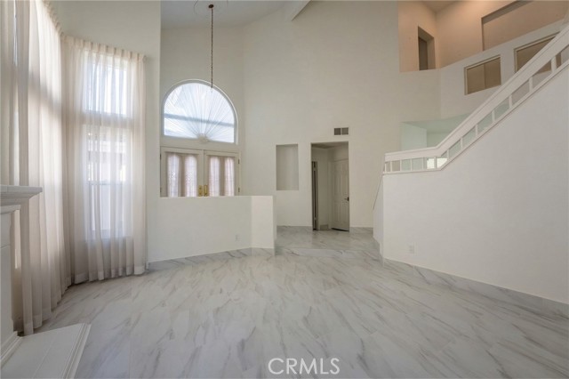 Detail Gallery Image 10 of 50 For 518 S Laureltree, Anaheim,  CA 92808 - 5 Beds | 3 Baths