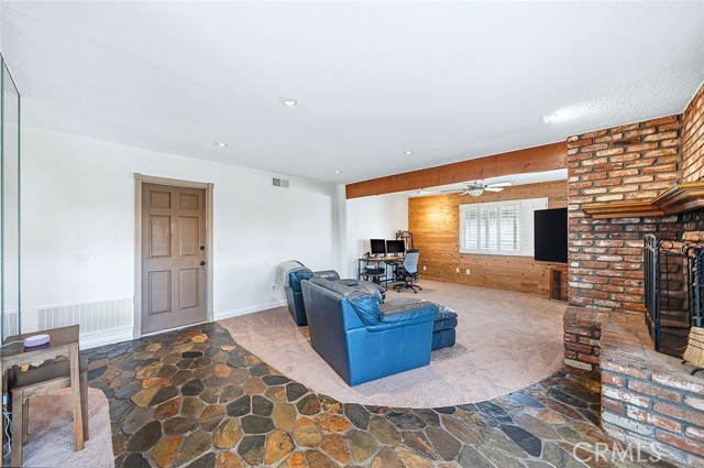 Detail Gallery Image 4 of 53 For 4372 Rainier Ct, Chino,  CA 91710 - 3 Beds | 2/1 Baths