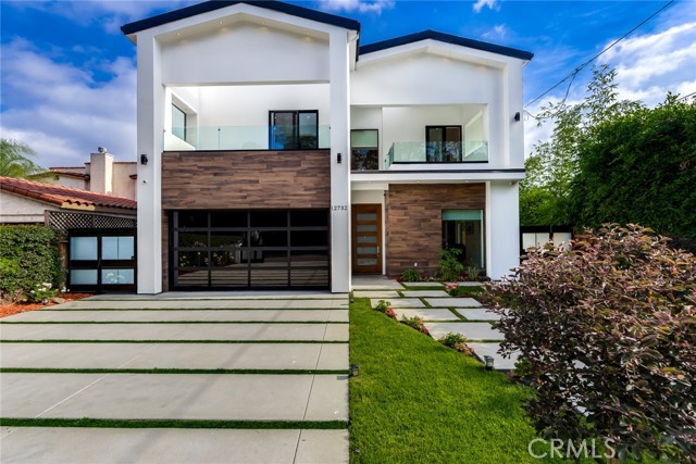 12732 Hortense Street, Studio City CA: https://media.crmls.org/medias/7017771d-08b2-4bd9-993d-6f43c1ba55e2.jpg