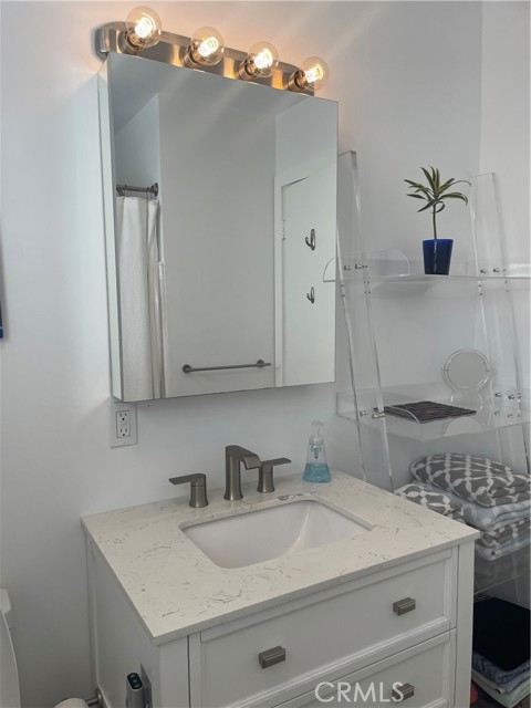 21701 Wesley Drive # B, Laguna Beach, California 92651, 2 Bedrooms Bedrooms, ,1 BathroomBathrooms,Residential Lease,For Rent,21701 Wesley Drive # B,CROC24164595