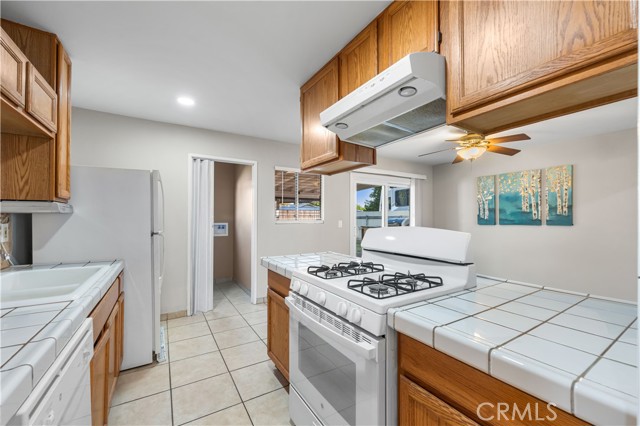 Detail Gallery Image 20 of 55 For 1030 Ventura Ave, Simi Valley,  CA 93065 - 3 Beds | 2 Baths