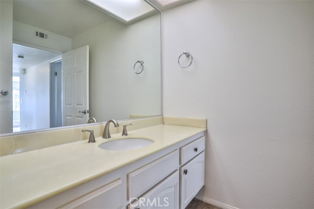 Detail Gallery Image 24 of 57 For 1071 Lakeview Ter, Azusa,  CA 91702 - 2 Beds | 2 Baths