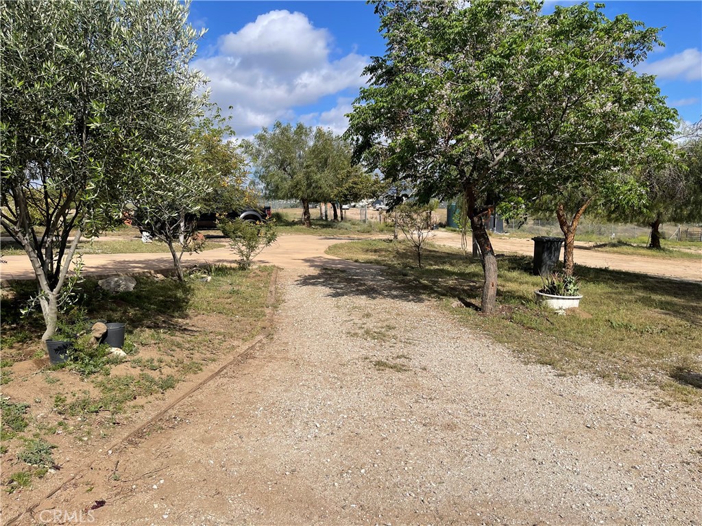 https://media.crmls.org/medias/7018a218-19ee-4fb4-87ba-64c317b372e5.jpg?preset=X-Large