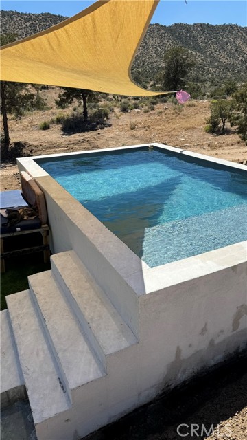 48317 Burns Canyon Road, Pioneertown CA: https://media.crmls.org/medias/7018e4f3-a432-4196-b531-65276bd3a362.jpg