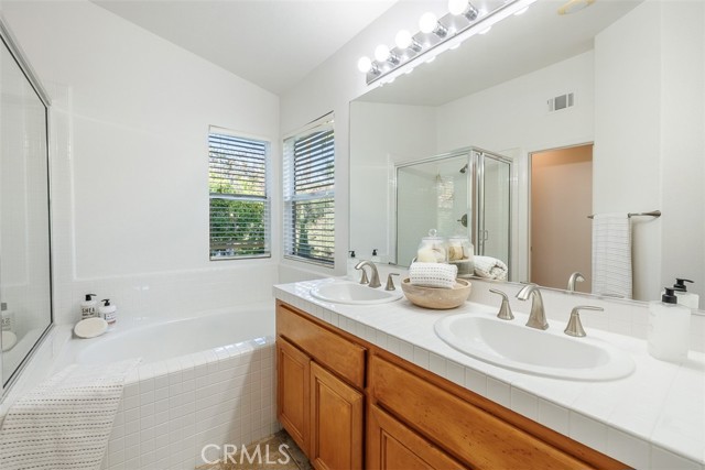 Image 41 of 63 For 41 Castletree