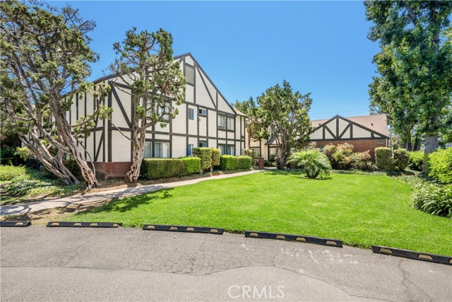 Detail Gallery Image 15 of 18 For 15506 Williams St #A52,  Tustin,  CA 92780 - 2 Beds | 2 Baths