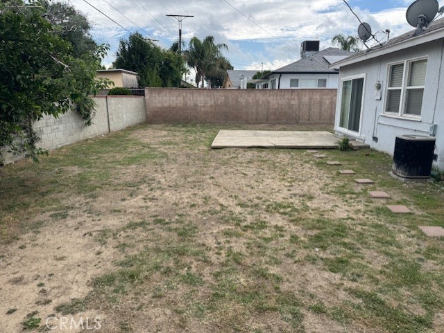 Detail Gallery Image 7 of 8 For 20701 Schoolcraft, Winnetka,  CA 91306 - 3 Beds | 2 Baths