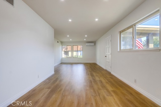 8661 Windsor Circle, La Palma CA: https://media.crmls.org/medias/7019db27-3f7a-47b3-aabb-4b763c5e7aa4.jpg