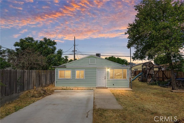 Detail Gallery Image 1 of 28 For 404 Colusa Ave, Chowchilla,  CA 93610 - 2 Beds | 1 Baths