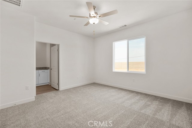 14873 Desert Lily, Apple Valley CA: https://media.crmls.org/medias/701b52dc-375d-45c5-951a-8fec032ac055.jpg