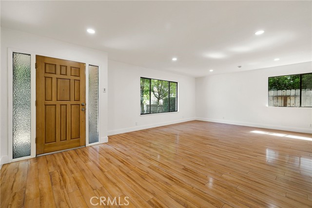 Detail Gallery Image 7 of 64 For 178 E Washington Ave, Chico,  CA 95926 - 3 Beds | 3 Baths