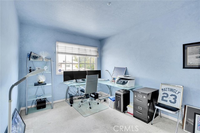 18500 Saint Moritz Drive, Tarzana (los Angeles), California 91356, 4 Bedrooms Bedrooms, ,3 BathroomsBathrooms,Residential,For Sale,18500 Saint Moritz Drive,CRSR24160134