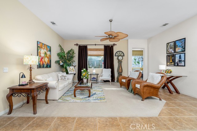 Detail Gallery Image 7 of 35 For 1052 Park Ave, San Jacinto,  CA 92583 - 4 Beds | 3 Baths