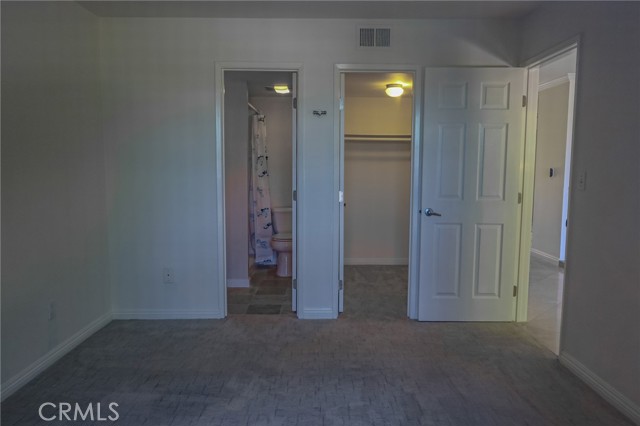 Master bedroom bathroom & closet
