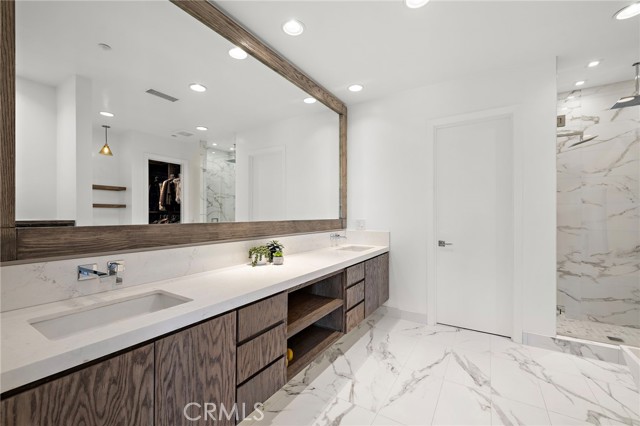 Detail Gallery Image 17 of 40 For 29 San Sovino, Newport Coast,  CA 92657 - 2 Beds | 2 Baths