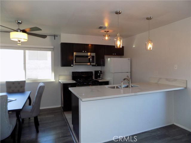 Detail Gallery Image 6 of 25 For 46895 Highway 74 #4,  Palm Desert,  CA 92260 - 2 Beds | 1 Baths