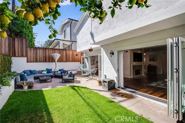 1720 Oak Avenue, Manhattan Beach, California 90266, 4 Bedrooms Bedrooms, ,4 BathroomsBathrooms,Residential,Sold,Oak,SB22020693