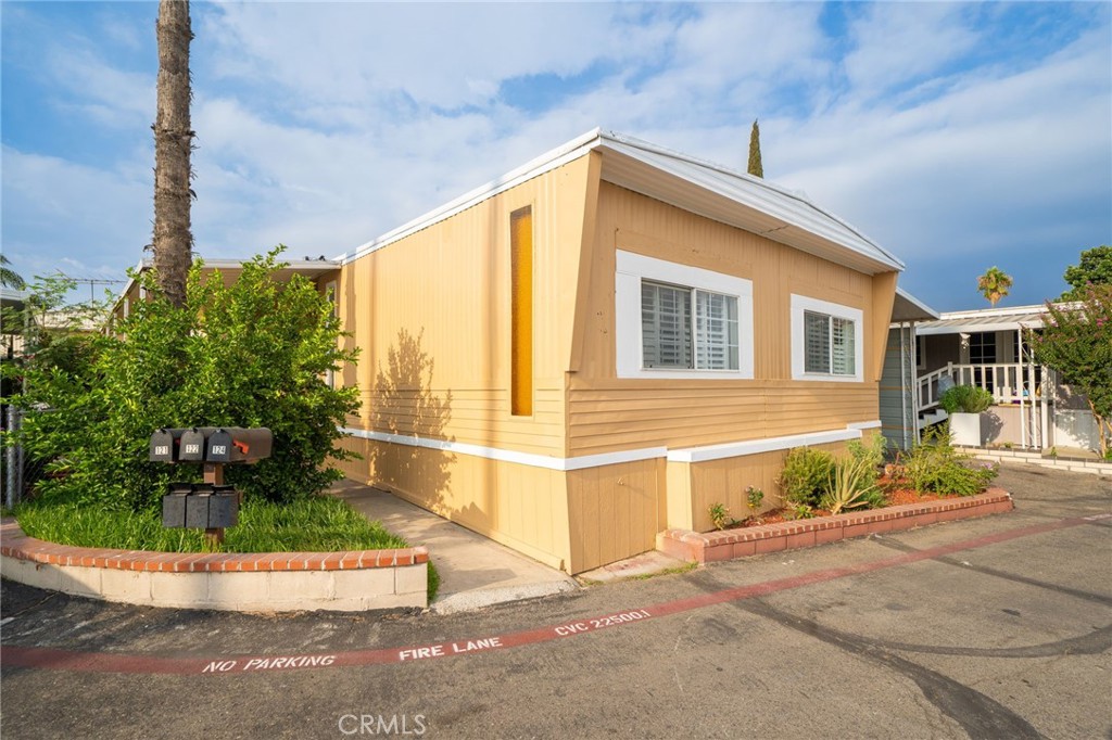 MLS #CV25231079 image #19