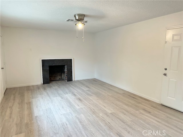 614 E Pondera Street, Lancaster CA: https://media.crmls.org/medias/701fa835-cf5f-4927-94ab-d6213e68d1fe.jpg