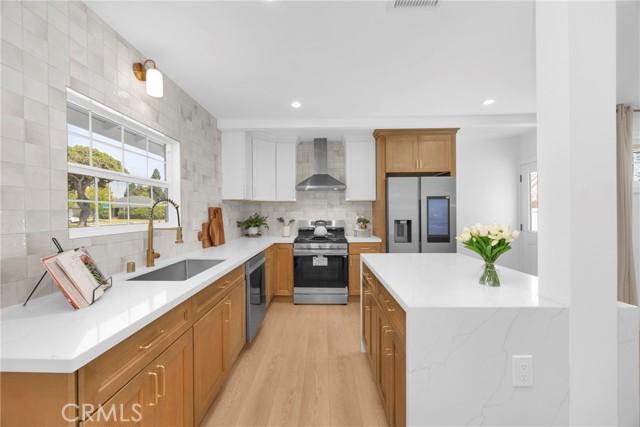 3306 San Anseline Avenue, Long Beach CA: https://media.crmls.org/medias/70207f13-ef59-4cdc-9c92-ed39f12525cc.jpg