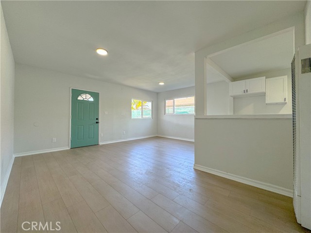 Detail Gallery Image 15 of 26 For 2110 E Hatchway St, Compton,  CA 90222 - 2 Beds | 2 Baths
