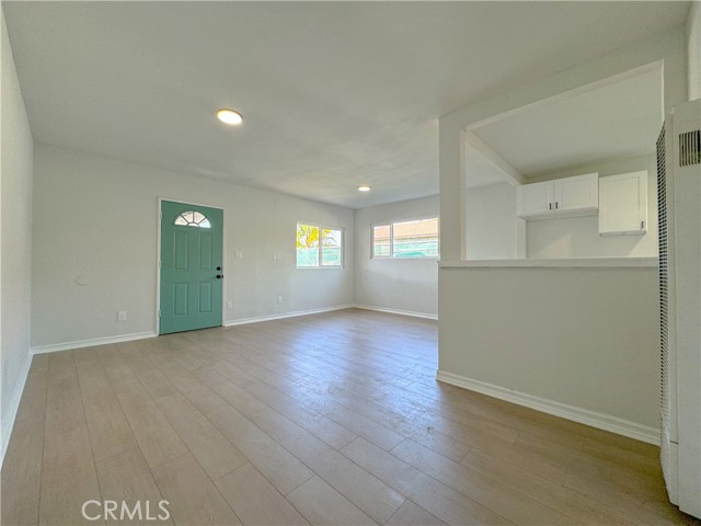Detail Gallery Image 15 of 26 For 2110 E Hatchway St, Compton,  CA 90222 - 2 Beds | 2 Baths