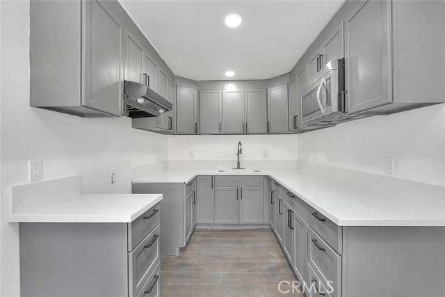 2112 California Avenue, Duarte CA: https://media.crmls.org/medias/7021938f-dfa0-4929-9126-e290d372e074.jpg