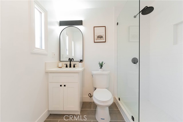 5743 Master Bathroom