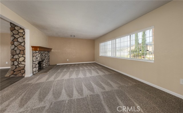 Detail Gallery Image 10 of 42 For 25711 Alto, San Bernardino,  CA 92404 - 3 Beds | 2 Baths