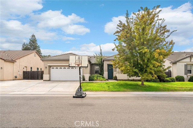 2135 Jacob Street, Gridley CA: https://media.crmls.org/medias/70236f74-59de-4a94-8cf9-1038e8ff0347.jpg