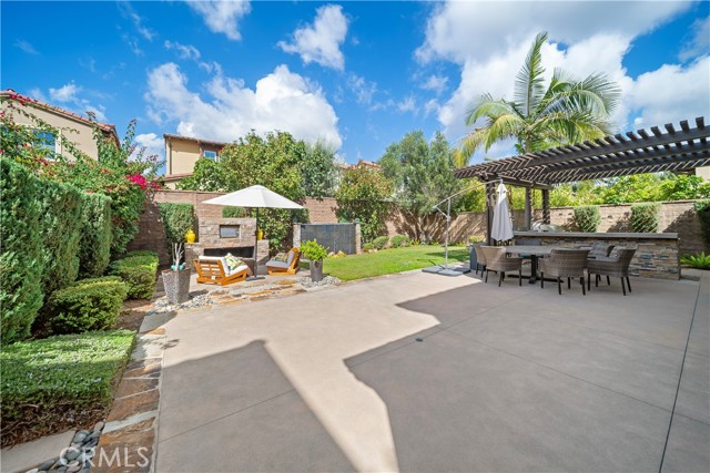 Detail Gallery Image 38 of 46 For 9 Spanish Moss, Irvine,  CA 92602 - 6 Beds | 5 Baths