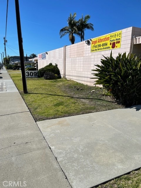 1309 W Valencia Drive G, Fullerton, CA 92833